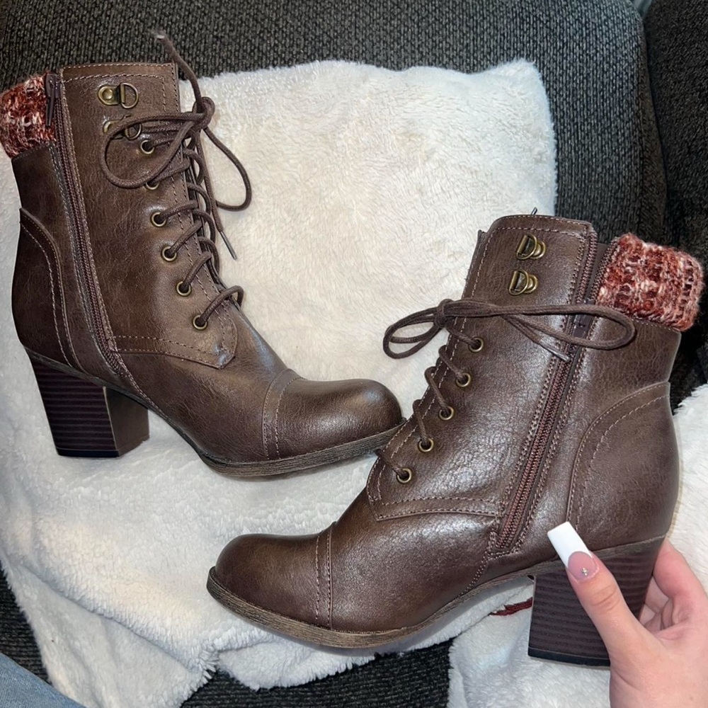 Brown Ankle Boots with Knit Cuff